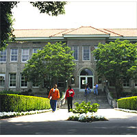 University of La Verne image 1